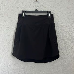 black athletica 16” skirt